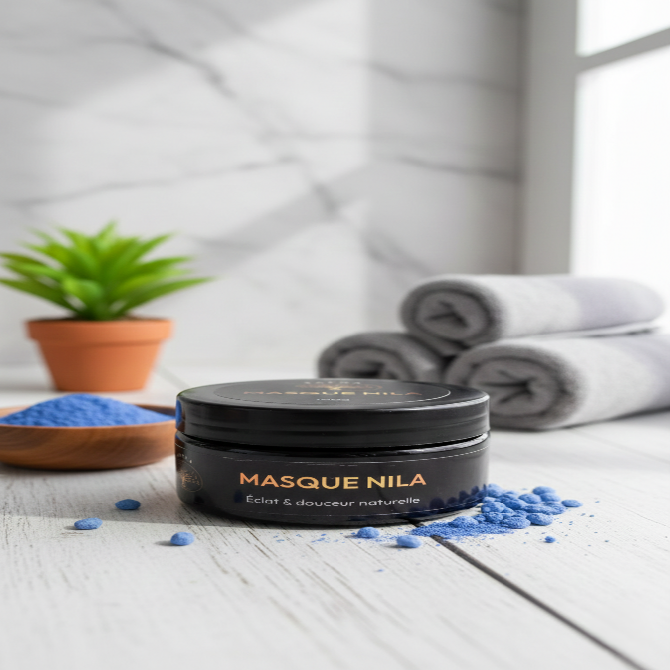 Masque Nila